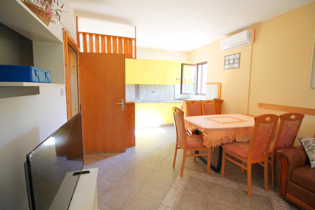Dubravka Apartment Dinjiska Ngoại thất bức ảnh
